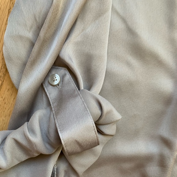 Ladies satin blouse by The Limited size L - Picture 3 of 7